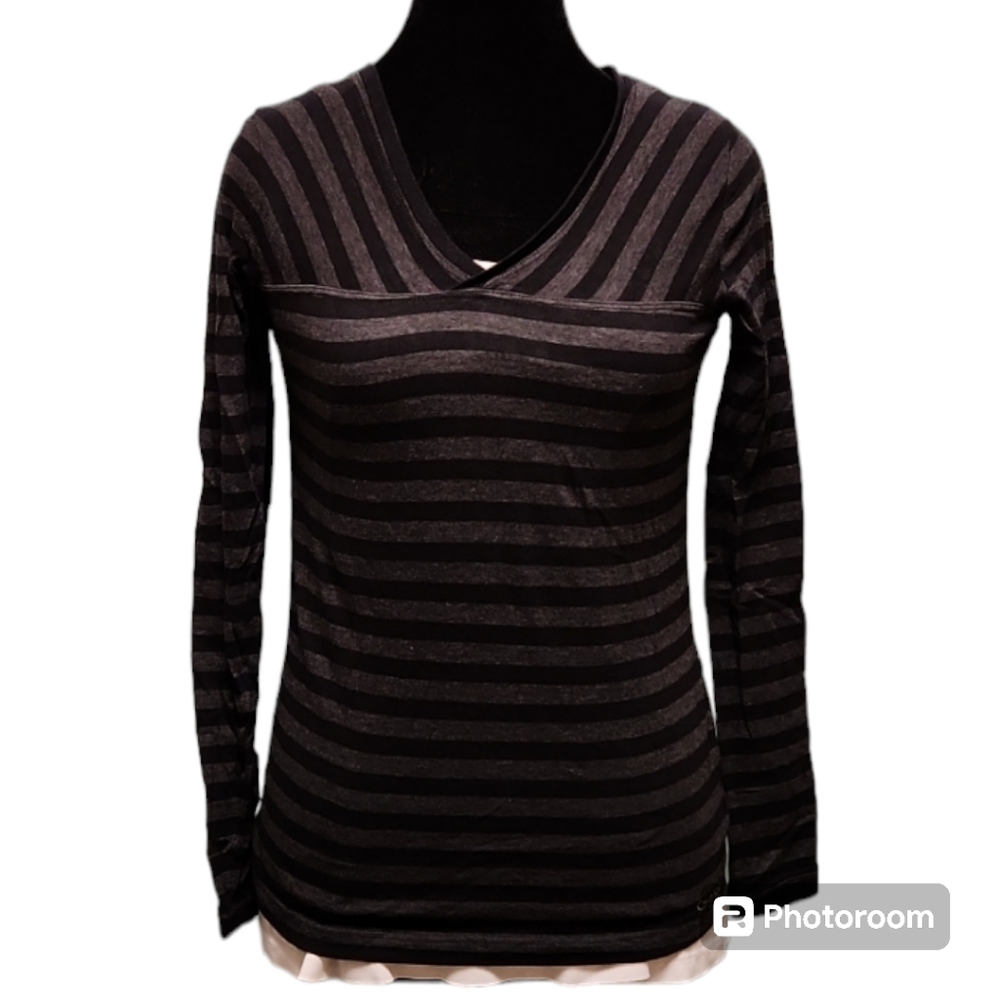 Calvin Klein - quick dry Long Sleeve tee Small